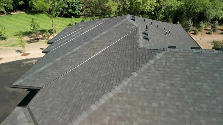 Best Wood Shake Roofing  in Hawarden, IA